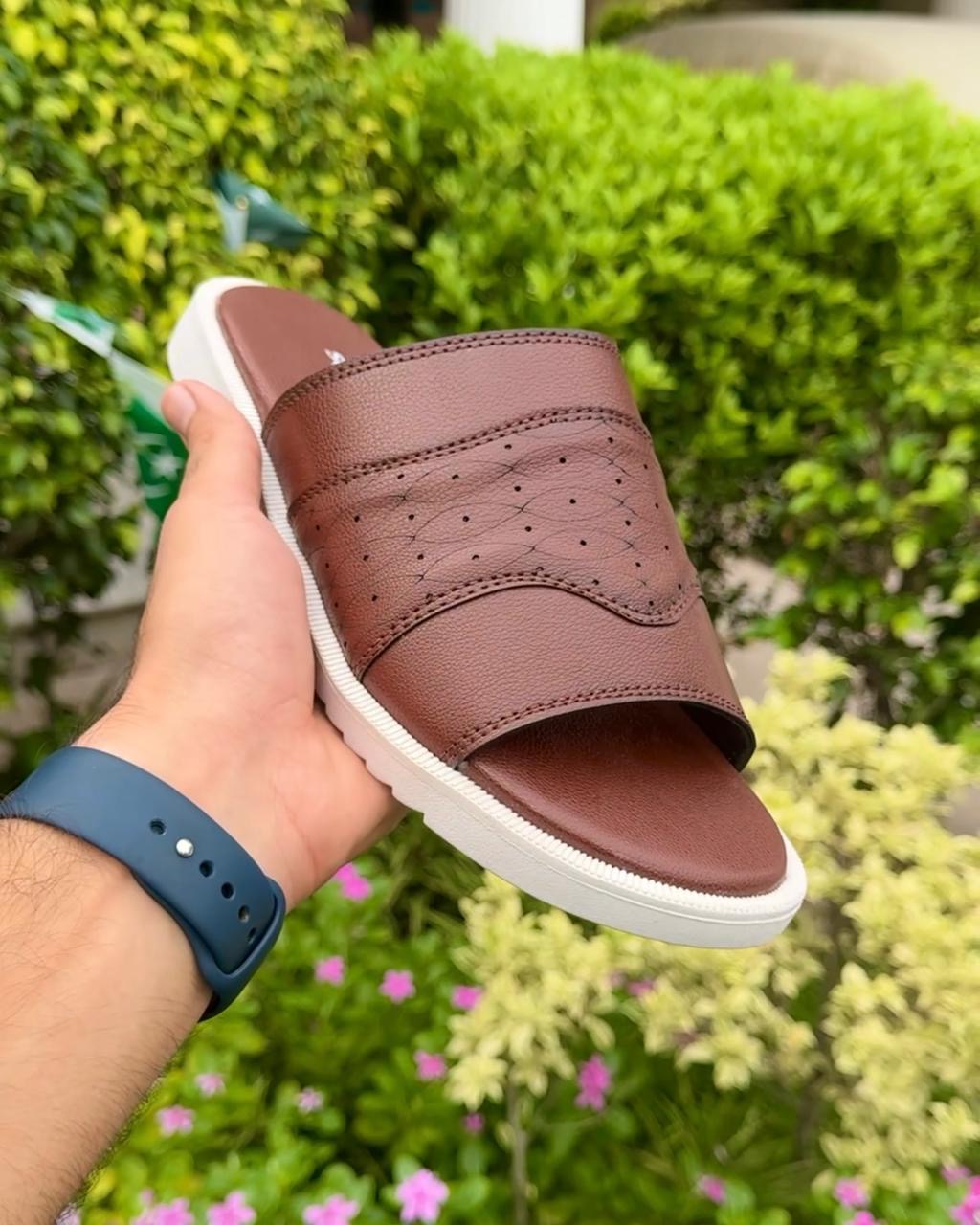 SQ-201 Vintage Brown Slide
